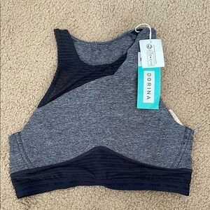 💫 3 for $15 - New with tags - Women's Gray Sports Bra